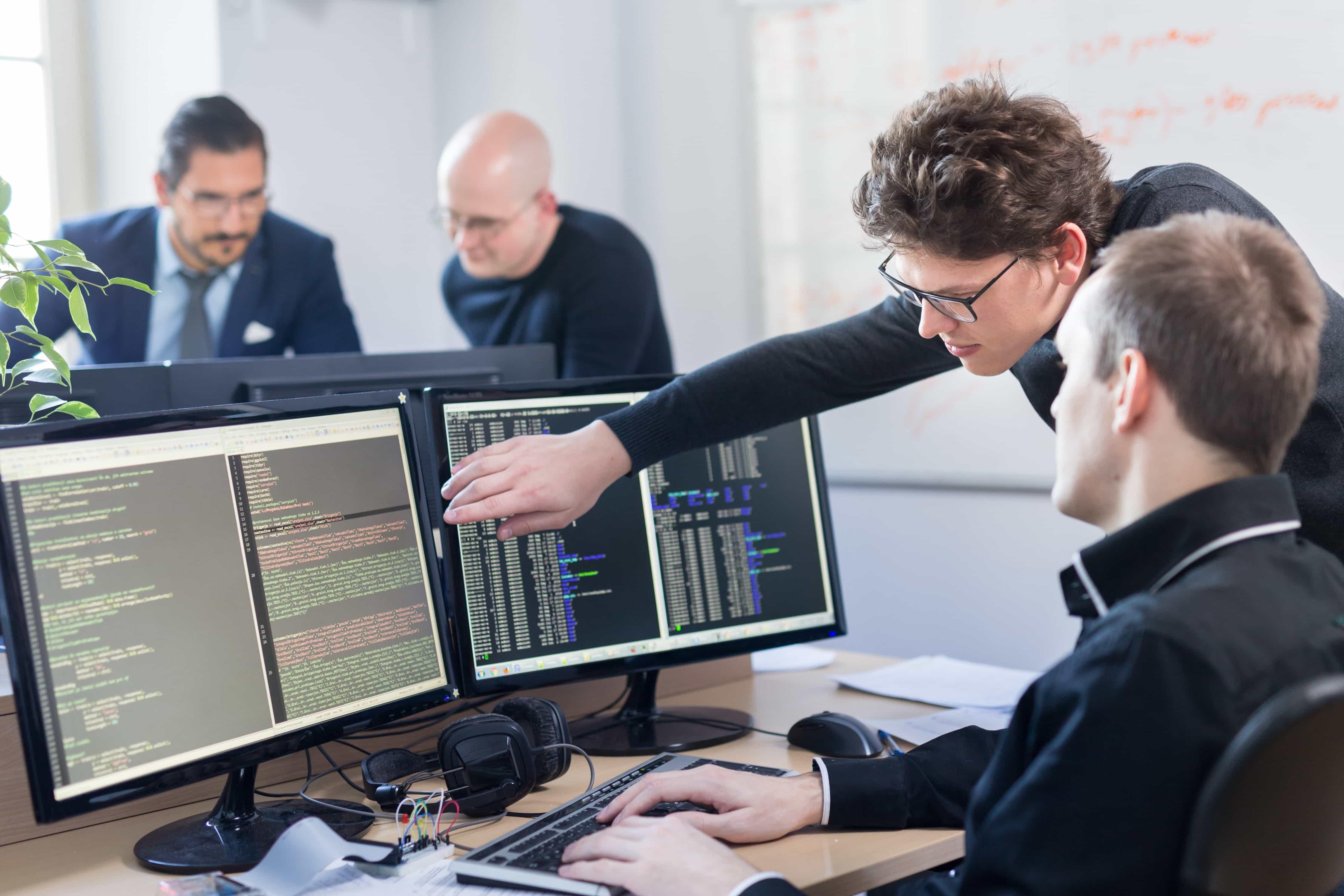  Delphy System : Excellence in Corporate Software Development